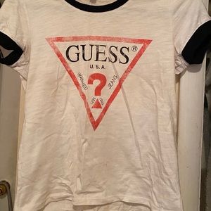 GUESS logo top US size 4